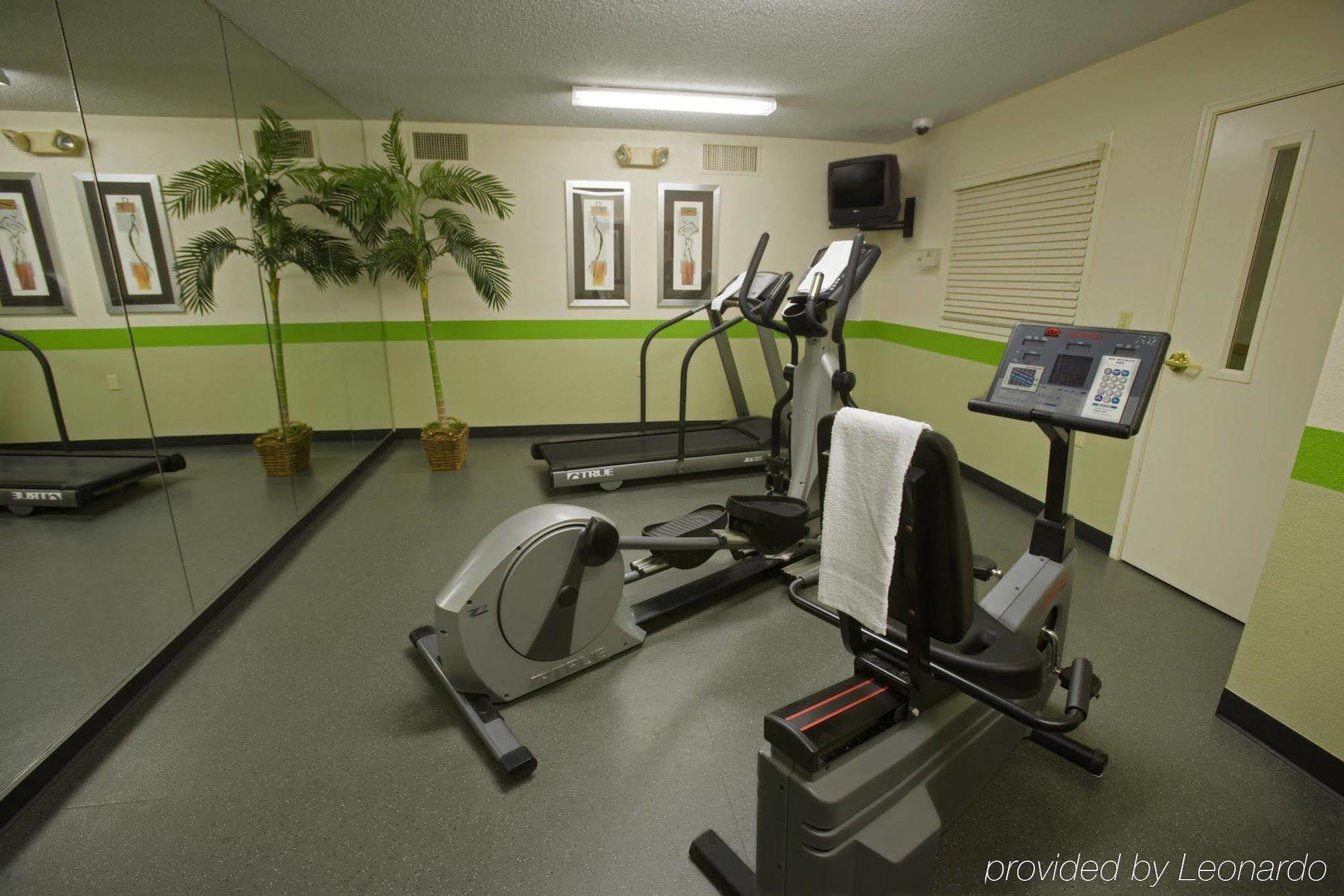 Extended America - Detroit - Novi - Orchard Hill Place Hotel