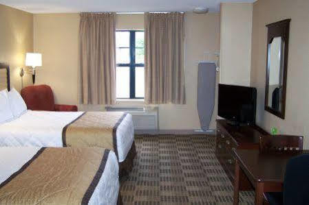 Extended America - Detroit - Novi - Orchard Hill Place 2*